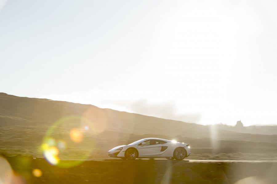  McLaren 570GT 2016 года  (UK) (фото 43 из 125)